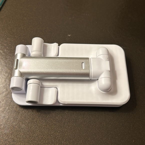 📱PHONE STAND🤳📱 - Picture 3 of 7